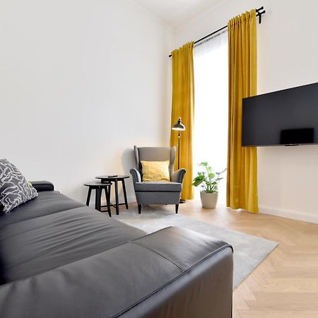Apartman S Balkonom Trenčín Exterior foto