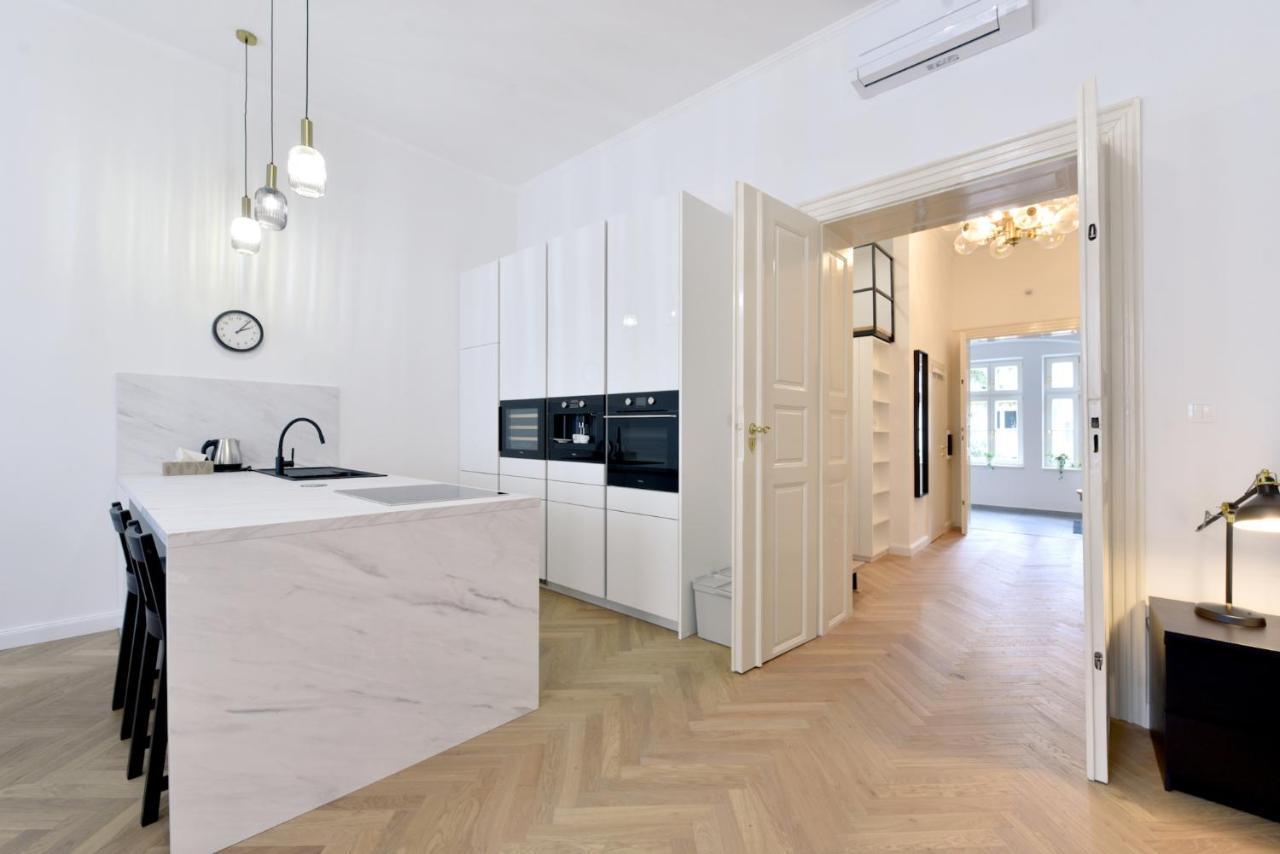 Apartman S Balkonom Trenčín Exterior foto